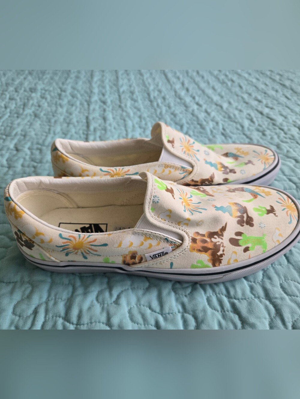 Vans "Get on Outdoors" Marshmallow Unisex Slip Ons, 8/9.5 - Picture 4 of 13